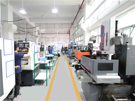 數控設（shè）備（bèi）車間